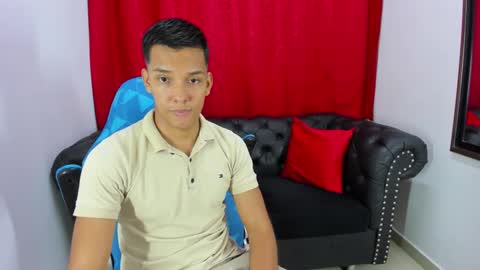Snapshot of edwin_blaz chatting on 09/14/25, 04:11 edwin blaz. online show from 09/14/25, 04:11