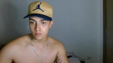 Snapshot of edwisalvatore chatting on 01/09/25, 03:04 edwisalvatore online show from 01/09/25, 03:04