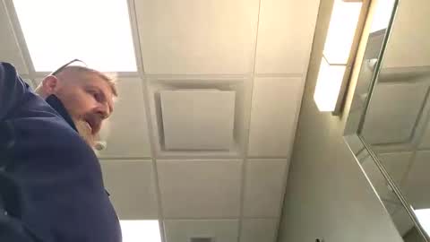 Eddya online show from 12/20/24, 03:31