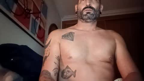 Snapshot of eemmee708927 chatting on 11/27/25, 04:25 eemmee708927 online show from 11/27/25, 04:25