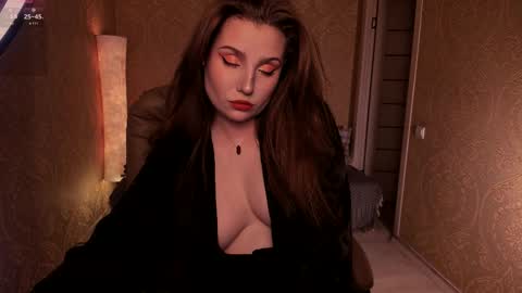 eesmaaarr online show from 02/16/26, 11:23