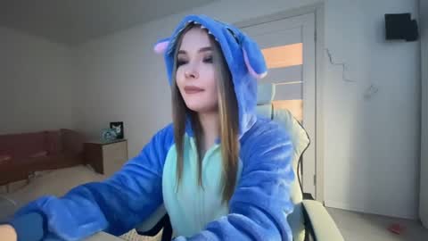 Lili online show from 05/09/26, 06:40