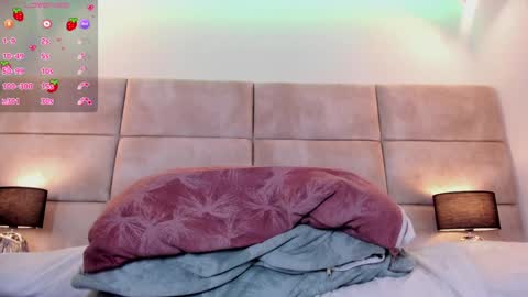 Snapshot of eevee_taylor chatting on 02/03/25, 07:00 Eevee online show from 02/03/25, 07:00