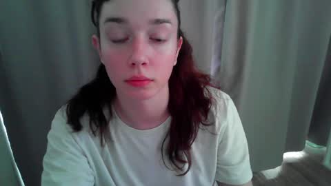 effie_balconii online show from 04/02/26, 10:46