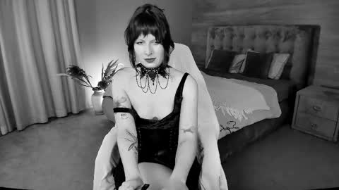 Mistress Effie online show from 05/09/26, 03:17