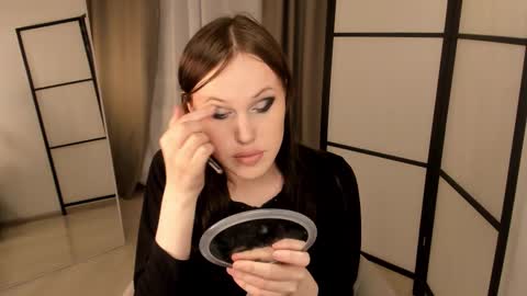 Snapshot of effiemur chatting on 02/21/26, 09:05 Effie Mur online show from 02/21/26, 09:05