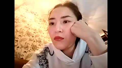 Effy online show from 09/29/25, 02:00