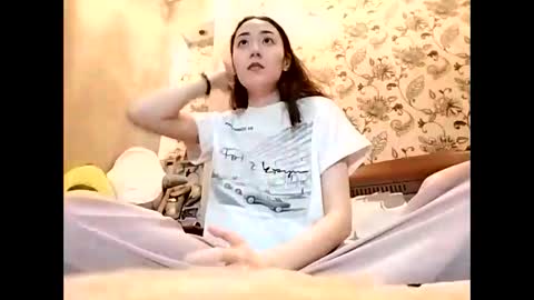 Effy online show from 10/12/25, 02:16