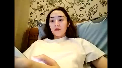 Effy online show from 12/02/25, 10:31