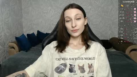 Snapshot of effy_gray chatting on 05/12/26, 08:06 Anna online show from 05/12/26, 08:06