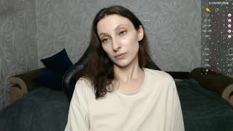 Snapshot of effy_gray chatting on 06/09/26, 07:58 Anna online show from 06/09/26, 07:58