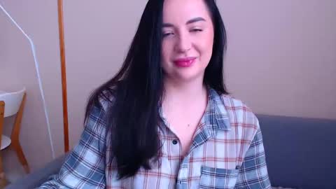 Effy online show from 01/06/25, 09:52