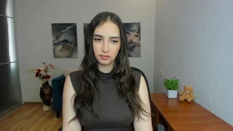 Snapshot of effy_royse chatting on 05/15/26, 05:47 Effy Royse online show from 05/15/26, 05:47