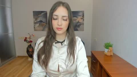 Snapshot of effy_royse chatting on 06/07/26, 05:33 Effy Royse online show from 06/07/26, 05:33