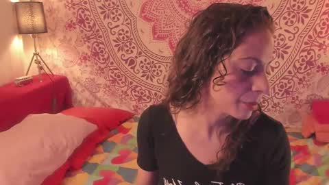 Snapshot of effysroom chatting on 02/14/25, 03:22 effy online show from 02/14/25, 03:22