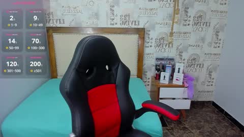  E F F Y  online show from 10/24/25, 08:05