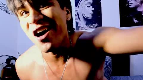 eiden_allenx1 online show from 09/29/25, 03:06