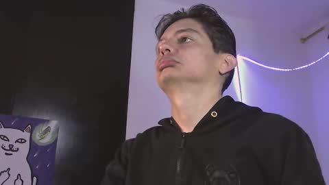 Snapshot of eider122 chatting on 02/05/26, 03:33 EIder online show from 02/05/26, 03:33