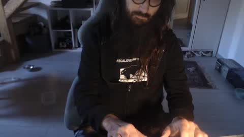 eighthundredeightyeight online show from 04/05/26, 08:33