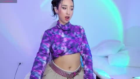Snapshot of eileenford chatting on 02/08/25, 12:28   EileenFord    online show from 02/08/25, 12:28