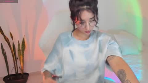 Snapshot of eileenford chatting on 02/11/25, 11:22   EileenFord    online show from 02/11/25, 11:22