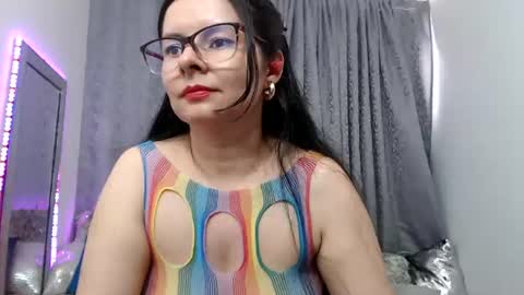 Snapshot of eileenqueen23 chatting on 06/26/26, 07:51 Eileen online show from 06/26/26, 07:51