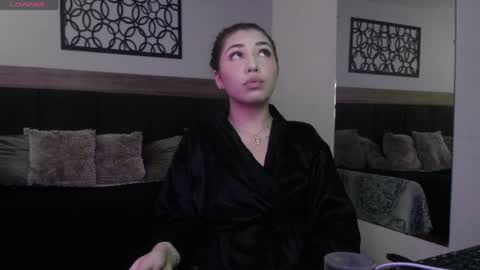 EILIN PINK online show from 04/23/26, 12:40