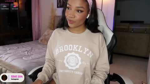 eimi   online show from 02/10/25, 11:45