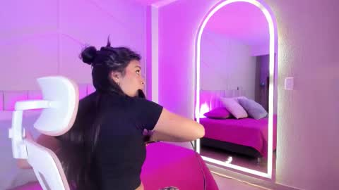 Snapshot of eimmy_bm chatting on 10/12/25, 11:09 eimmy_bm online show from 10/12/25, 11:09