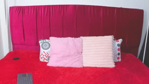 Snapshot of eimy__cute chatting on 07/25/26, 06:05 eimy__cute online show from 07/25/26, 06:05