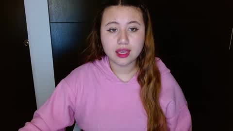 Snapshot of eimy_collin chatting on 12/04/24, 04:10 EIMY MODEL INDEPENDENT online show from 12/04/24, 04:10
