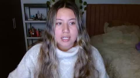 Snapshot of eimy_collin chatting on 10/24/25, 03:47 EIMY MODEL INDEPENDENT online show from 10/24/25, 03:47