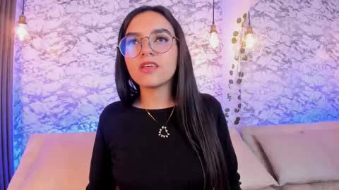 eimy_rosse18 online show from 11/15/25, 12:56