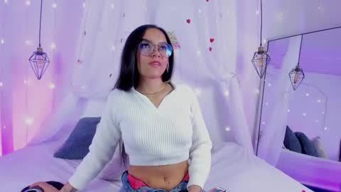 eimy_rosse18 online show from 02/16/26, 12:45