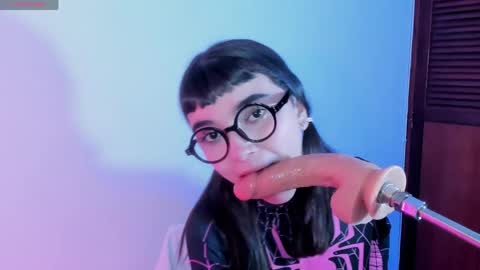 eimy_salome15 online show from 04/18/26, 07:07