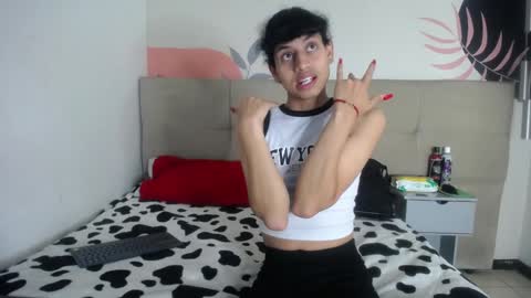 Eimyflorian online show from 02/05/25, 11:34