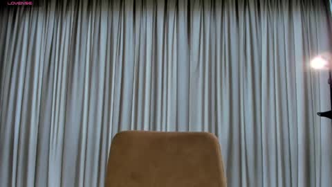 Einyel  online show from 04/23/26, 08:33