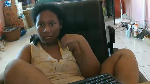 Snapshot of eirondra_valeen chatting on 10/08/25, 01:53 Eirondra Valeen online show from 10/08/25, 01:53