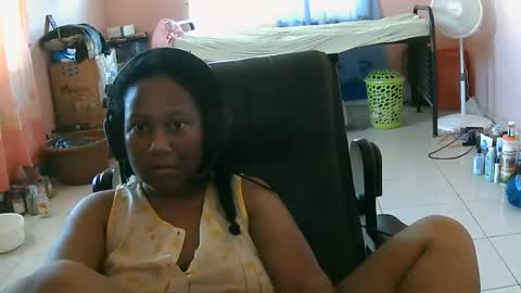 Snapshot of eirondra_valeen chatting on 10/14/25, 12:50 Eirondra Valeen online show from 10/14/25, 12:50