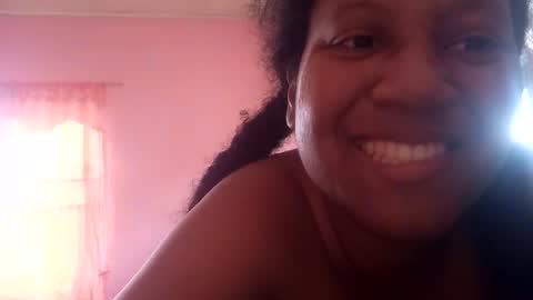 Snapshot of eirondra_valeen chatting on 10/22/25, 02:17 Eirondra Valeen online show from 10/22/25, 02:17