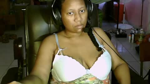 Eirondra Valeen online show from 04/01/26, 02:01