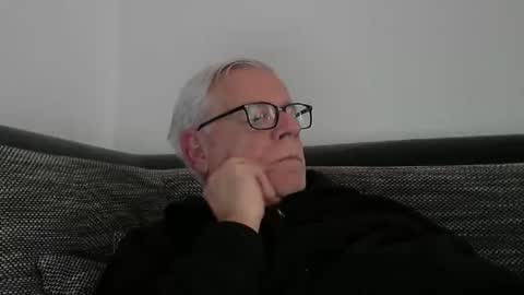 eisbaer1957 online show from 02/21/26, 03:46