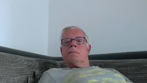 eisbaer1957 online show from 05/24/26, 07:24
