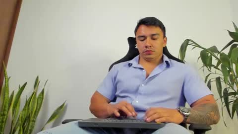 EITHAN CONOR online show from 09/26/25, 02:26