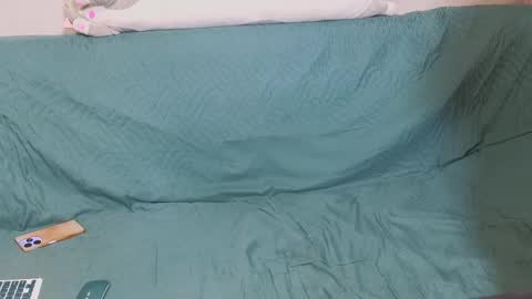 ekateriga online show from 10/31/25, 07:48