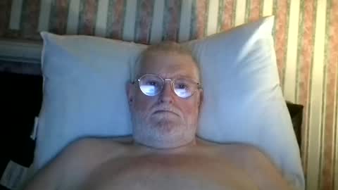 eketman1964 online show from 12/14/25, 11:53