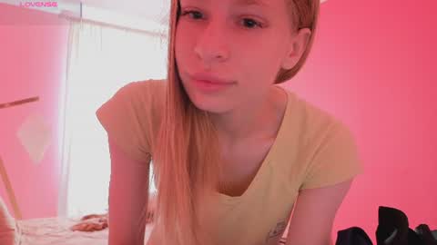 please read my bio there is information about private shows and about my personality online show from 07/16/26, 06:08
