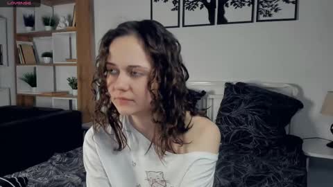 Elis 3 online show from 02/22/25, 12:27