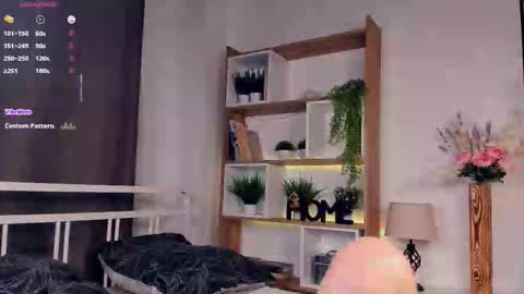 Elis 3 online show from 09/19/25, 08:31