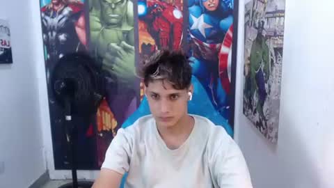 Snapshot of el_flaquito_1 chatting on 06/25/26, 03:06 J A K E online show from 06/25/26, 03:06